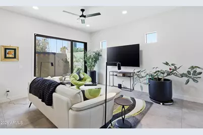 377 E Windsor Avenue #1, Phoenix, AZ 85004 - Photo 7