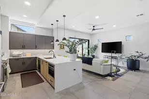 377 E Windsor Ave, Phoenix, AZ 85004 - Photo 5