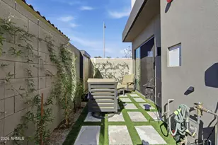 377 E Windsor Ave, Phoenix, AZ 85004 - Photo 17