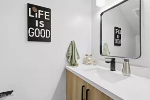 377 E Windsor Ave, Phoenix, AZ 85004 - Photo 15