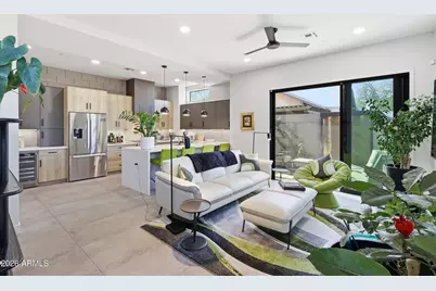 377 E Windsor Avenue #1, Phoenix, AZ 85004 - Photo 9