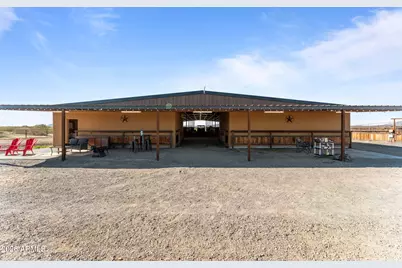 46629 W Luray Road, Wickenburg, AZ 85390 - Photo 49