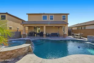 15574 W Jenan Dr, Surprise, AZ 85379 - Photo 1