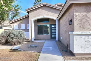 2841 S Camellia Dr, Chandler, AZ 85286 - Photo 3