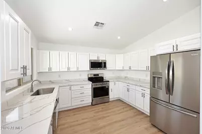 2841 S Camellia Drive, Chandler, AZ 85286 - Photo 11