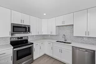 3749 E Pershing Ave, Phoenix, AZ 85032 - Photo 5