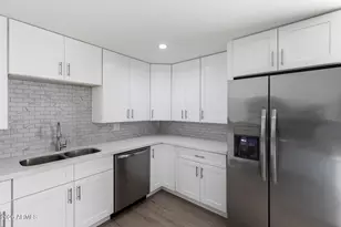 3749 E Pershing Ave, Phoenix, AZ 85032 - Photo 27