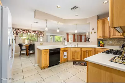 16822 W Halifax Street, Surprise, AZ 85374 - Photo 11