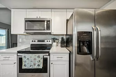 8601 N 85th Avenue, Peoria, AZ 85345 - Photo 11