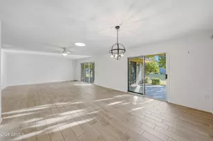 19045 N Signal Butte Cir, Sun City, AZ 85373 - Photo 17