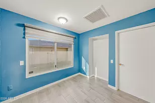 19045 N Signal Butte Cir, Sun City, AZ 85373 - Photo 15