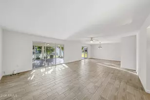 19045 N Signal Butte Cir, Sun City, AZ 85373 - Photo 3