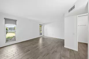 19045 N Signal Butte Cir, Sun City, AZ 85373 - Photo 27