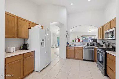 8447 W Aster Drive, Peoria, AZ 85381 - Photo 3