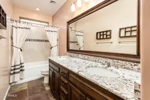 2442 E Glass Ln, Phoenix, AZ 85042 - Photo 23