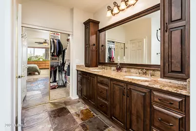 2442 E Glass Lane, Phoenix, AZ 85042 - Photo 15