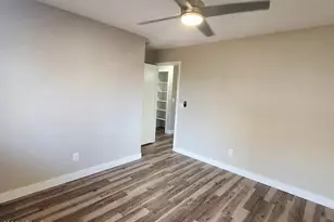 8642 W Echo Ln, Peoria, AZ 85345 - Photo 17