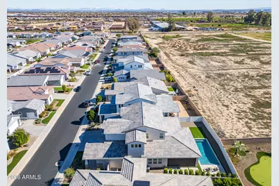 17245 W Middlebury Street, Surprise, AZ 85388 - Photo 11