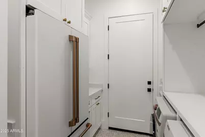 608 W Restin Road, Phoenix, AZ 85086 - Photo 17