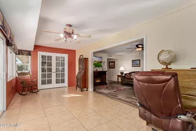 10811 W Mountain View Road, Sun City, AZ 85351 - Photo 9