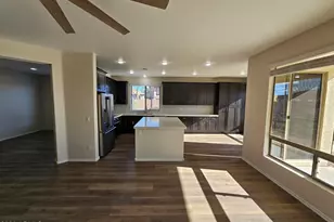 3409 W Warren Dr, Anthem, AZ 85086 - Photo 17