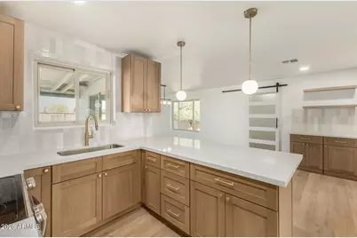 3624 W Mission Lane, Phoenix, AZ 85051 - Photo 13