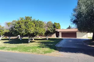 13201 N 64th Dr, Glendale, AZ 85304 - Photo 3