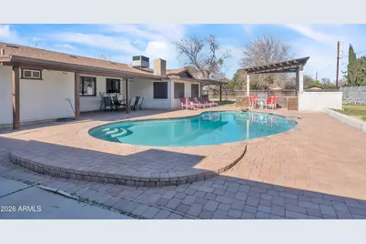 13201 N 64th Drive, Glendale, AZ 85304 - Photo 5