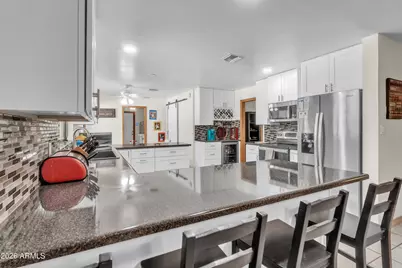 13201 N 64th Drive, Glendale, AZ 85304 - Photo 33