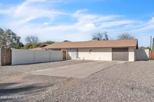 13201 N 64th Dr, Glendale, AZ 85304 - Photo 11
