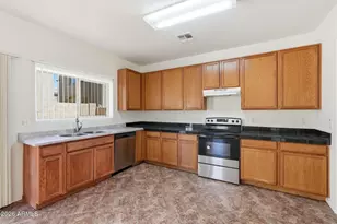 9527 N 82nd Ln, Peoria, AZ 85345 - Photo 13