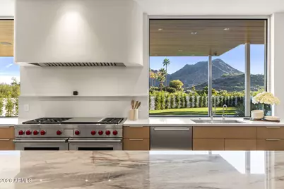 7201 N 47th Street, Paradise Valley, AZ 85253 - Photo 9