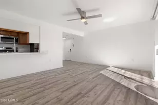 3033 E Devonshire Ave, Phoenix, AZ 85016 - Photo 11