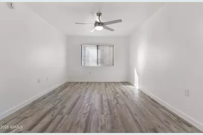 3033 E Devonshire Avenue #2005, Phoenix, AZ 85016 - Photo 15