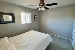 222 E Southgate Ave, Phoenix, AZ 85040 - Photo 17