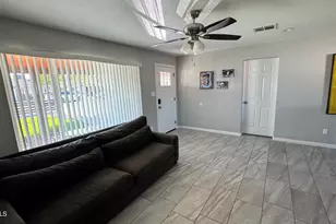 222 E Southgate Ave, Phoenix, AZ 85040 - Photo 13