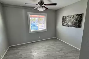 222 E Southgate Ave, Phoenix, AZ 85040 - Photo 27