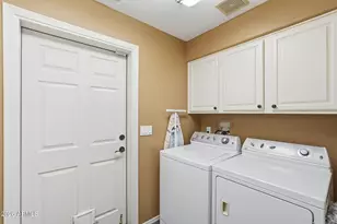 8950 W Wenden Dr, Arizona City, AZ 85123 - Photo 27