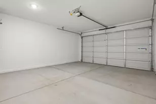 24573 W Grove St, Buckeye, AZ 85326 - Photo 9