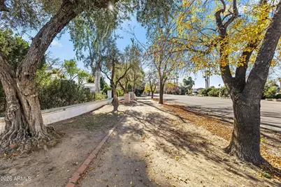 8135 N Central Avenue #4, Phoenix, AZ 85020 - Photo 51