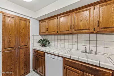 8135 N Central Avenue #4, Phoenix, AZ 85020 - Photo 13