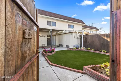 8135 N Central Avenue #4, Phoenix, AZ 85020 - Photo 33