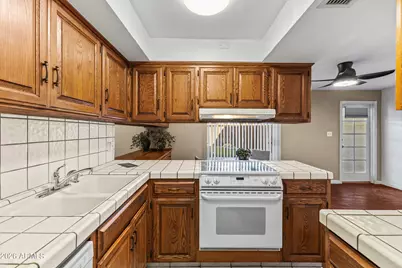 8135 N Central Avenue #4, Phoenix, AZ 85020 - Photo 17