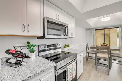 5036 E Siesta Drive #1, Phoenix, AZ 85044 - Photo 9