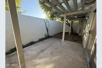 821 E Fern Drive S, Phoenix, AZ 85014 - Photo 17