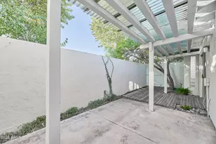 821 E Fern Dr S, Phoenix, AZ 85014 - Photo 23