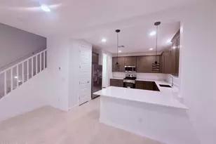 9741 W Catalina Dr, Phoenix, AZ 85037 - Photo 9