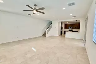 9741 W Catalina Dr, Phoenix, AZ 85037 - Photo 7