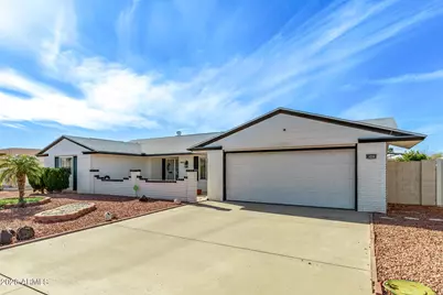 9409 W Hidden Valley Circle N, Sun City, AZ 85351 - Photo 5