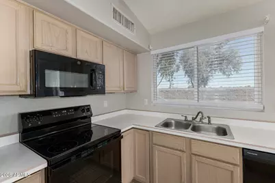 11517 W Gecko Court, Surprise, AZ 85374 - Photo 15